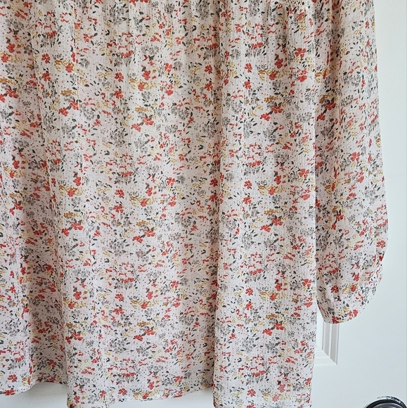 Two by Vince Camuto Sheer Floral Red White Peasant Blouse Size XL - Picture 3 of 7
